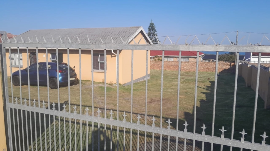 3 Bedroom Property for Sale in Sunnyridge Eastern Cape